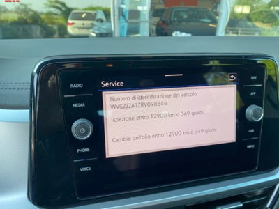 Volkswagen T-Roc 1.5 tsi Life dsg (9)