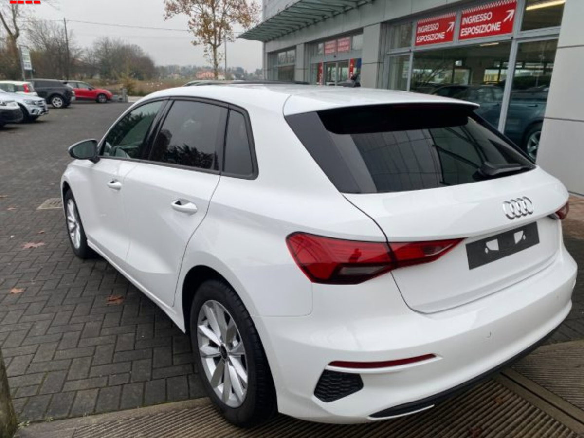 Audi A3 Sportback 30 TDI S tronic Business Advanced (5)