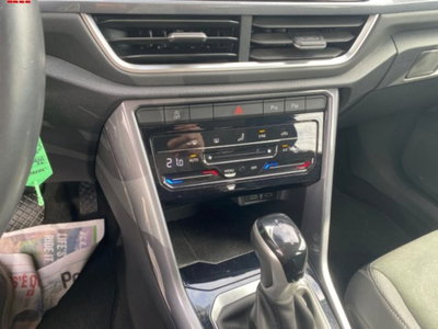 Volkswagen T-Roc 2.0 TDI SCR 150 CV DSG Style BlueMotion Technology (11)