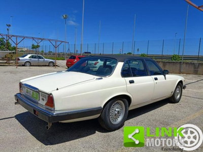 Jaguar XJ6 4.2 (2)