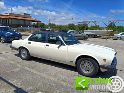 Jaguar XJ6 4.2 (3)