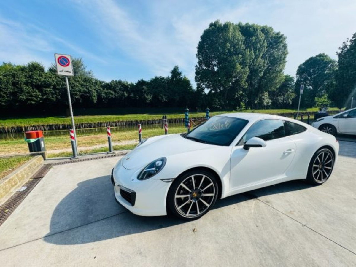 Porsche 911 Coupé 3.0 Carrera (3)