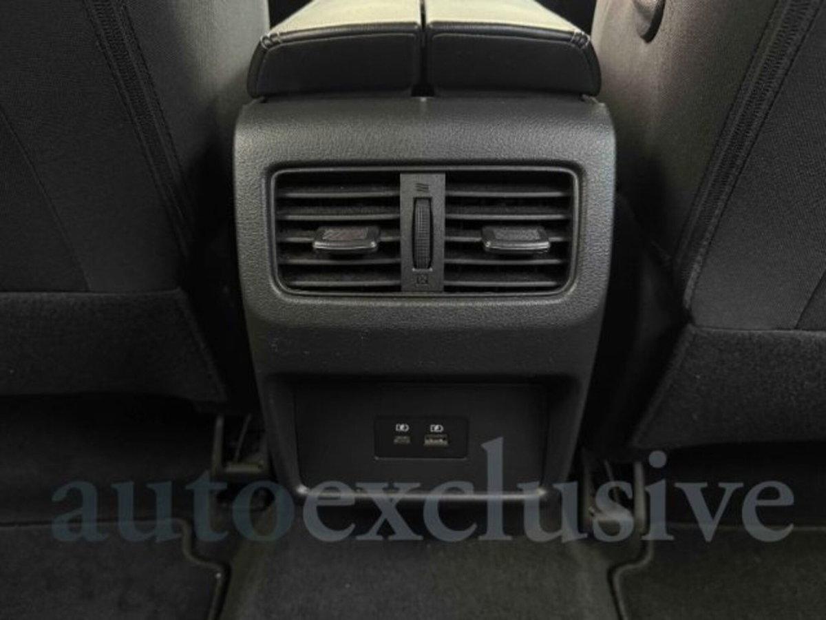 Nissan X-Trail 1.5 e-power N-Connecta e-4orce 4wd auto (11)