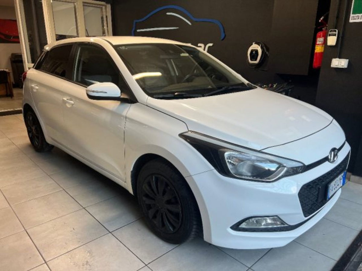 Hyundai i20 1.2 84 CV 5 porte Style
