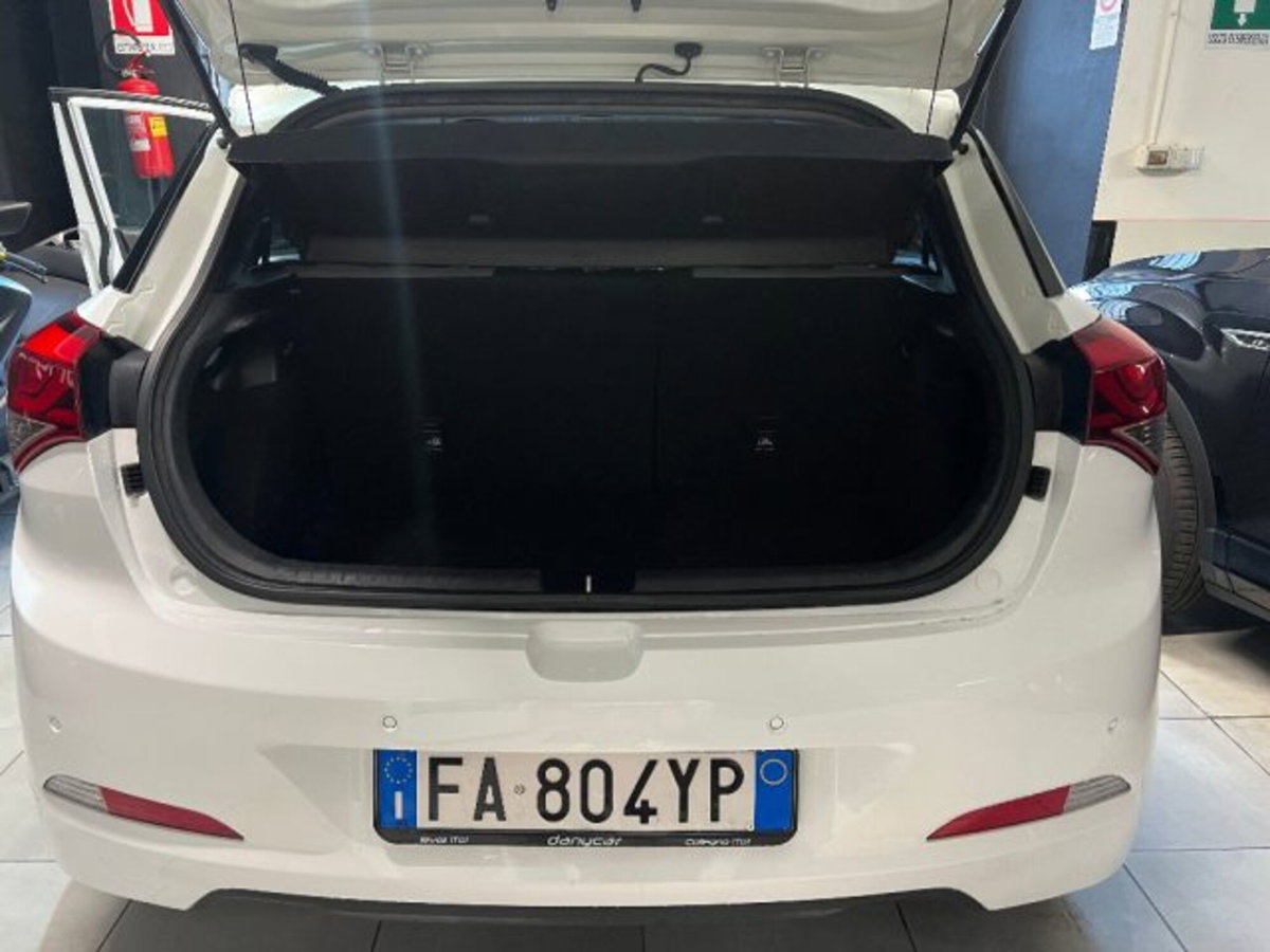 Hyundai i20 1.2 84 CV 5 porte Style (10)