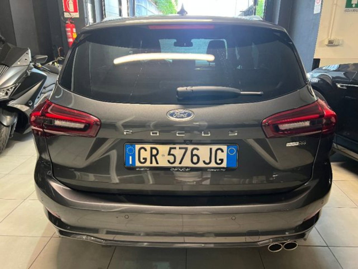 Ford Focus Station Wagon 1.0 EcoBoost Hybrid 125 CV SW ST-Line (5)