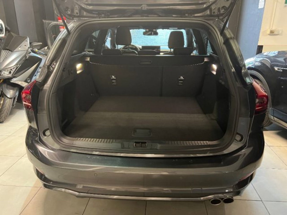 Ford Focus Station Wagon 1.0 EcoBoost Hybrid 125 CV SW ST-Line (8)