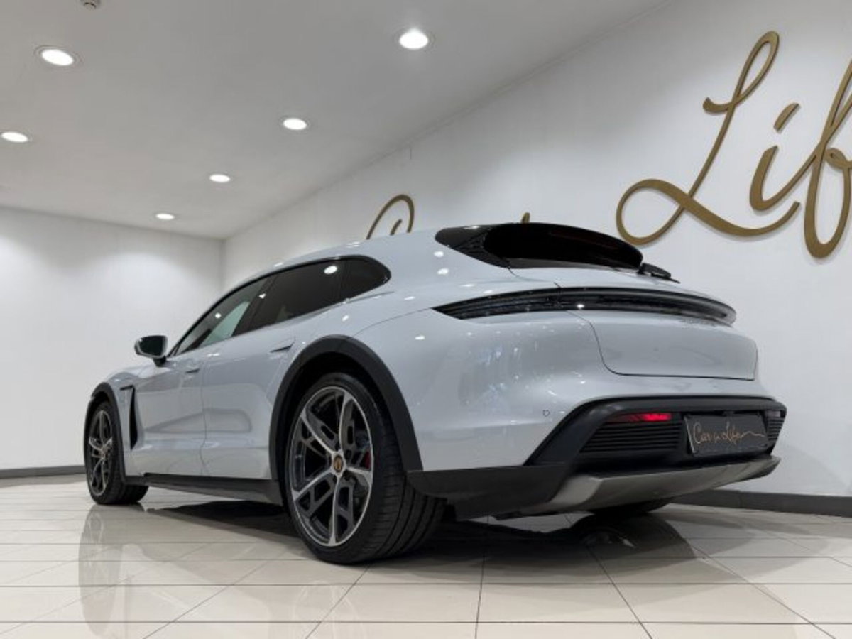 Porsche Taycan Cross Turismo Cross Turismo 4S 5p.ti (15)