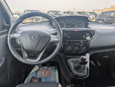 Lancia Ypsilon 1.2 69 CV 5 porte GPL Ecochic Elefantino (9)