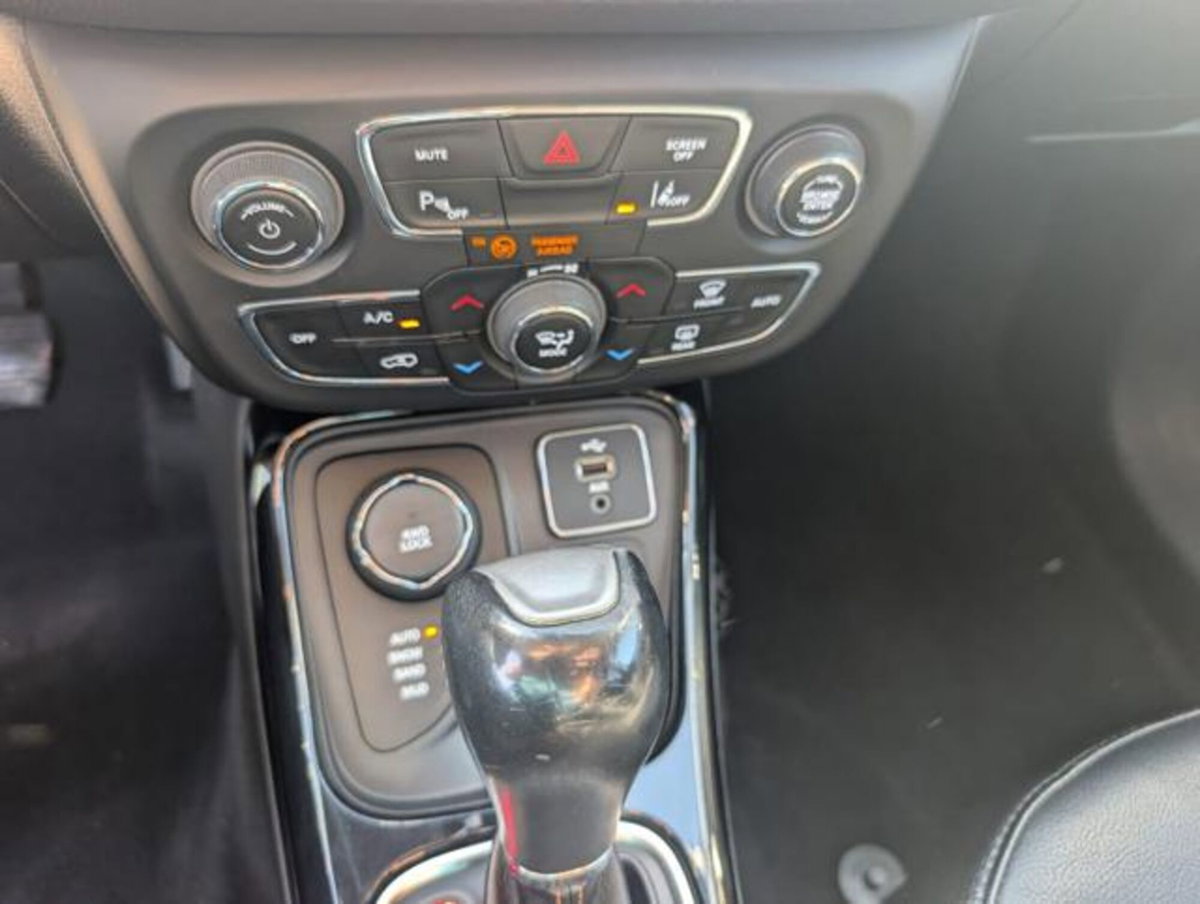 Jeep Compass 2.0 Multijet II aut. 4WD Limited (9)