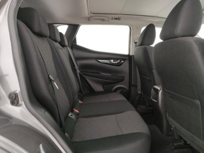 Nissan Qashqai 1.5 dCi Tekna (19)