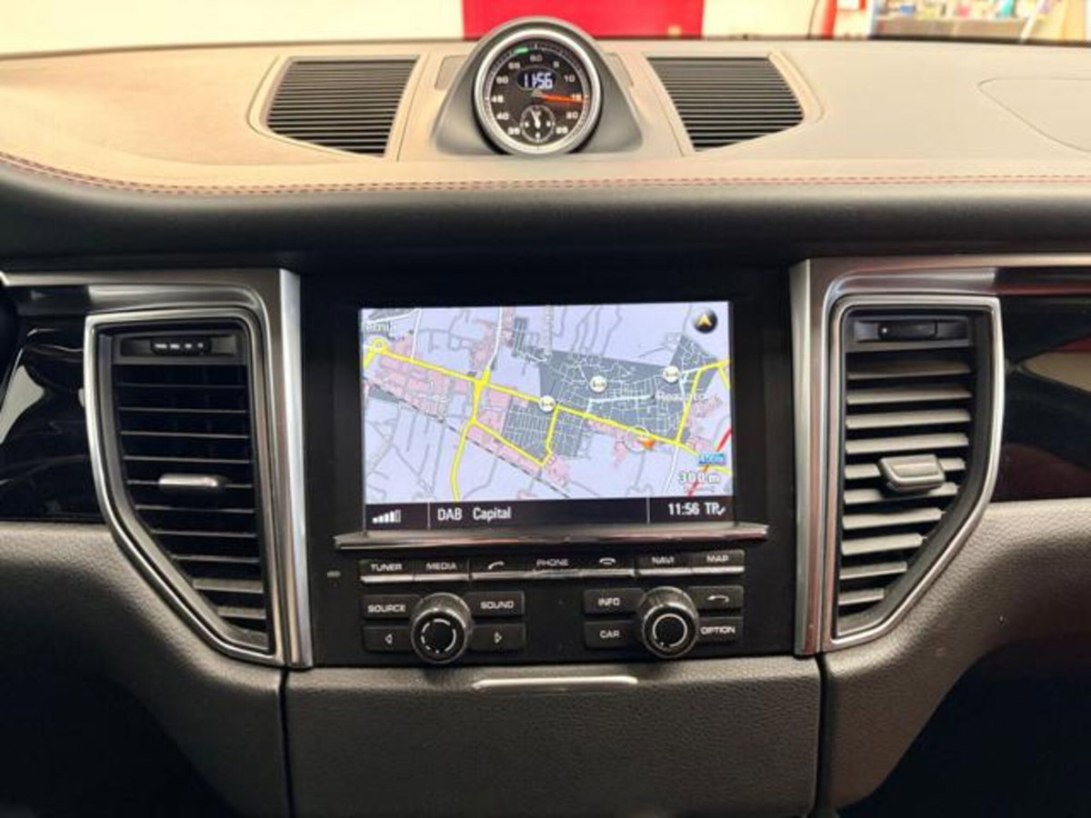 Porsche Macan S (12)