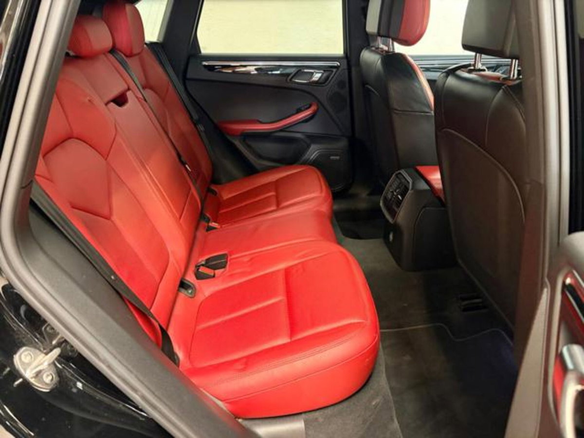 Porsche Macan S (17)
