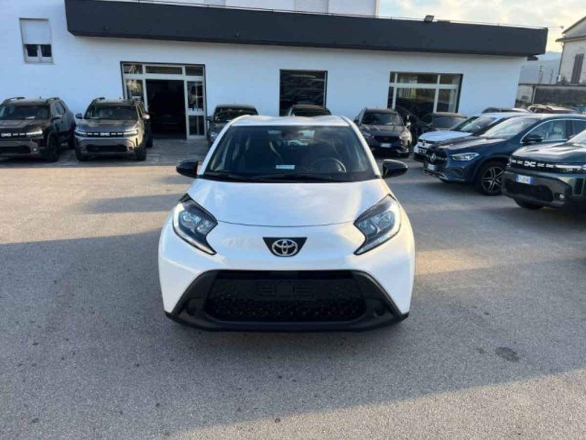 Toyota Aygo X 1.0 VVT-i 72 CV 5 porte Limited Air (2)