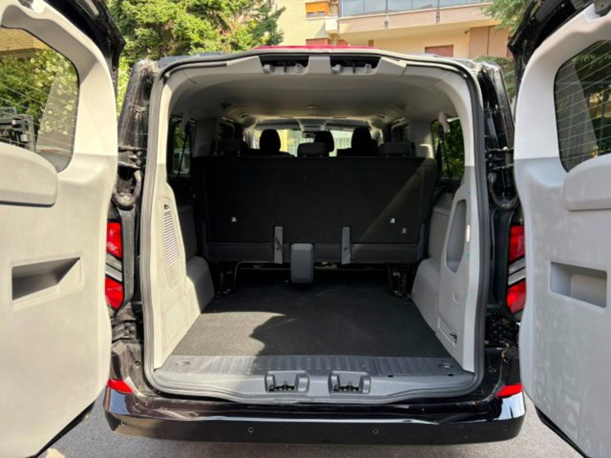 Ford Transit Custom Furgone 320 2.0 EcoBlue 150 PL Combi Trend (14)