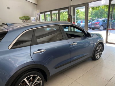 Kia Niro 1.6 GDi DCT HEV Energy (3)