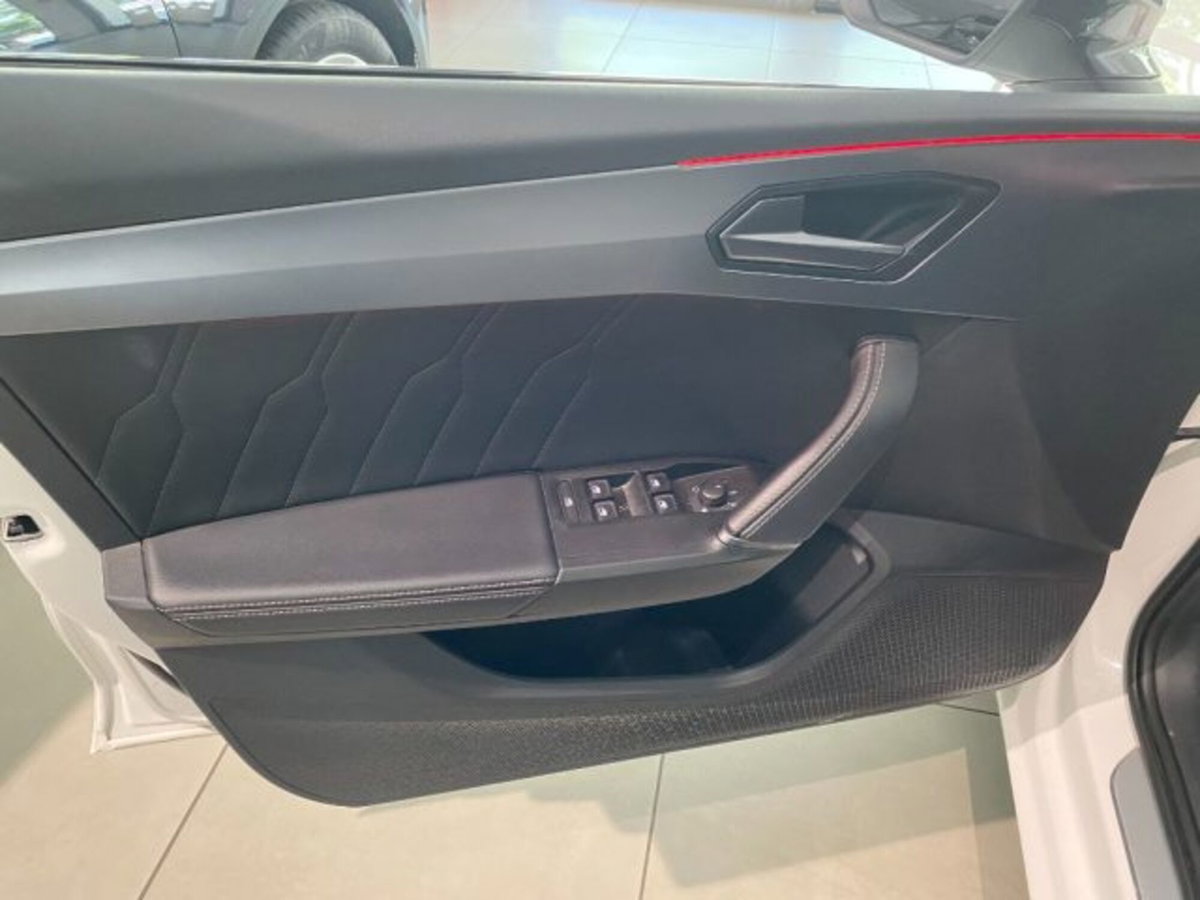 Cupra Leon Station Wagon Leon Sportstourer 1.5 hybrid 150cv dsg (8)