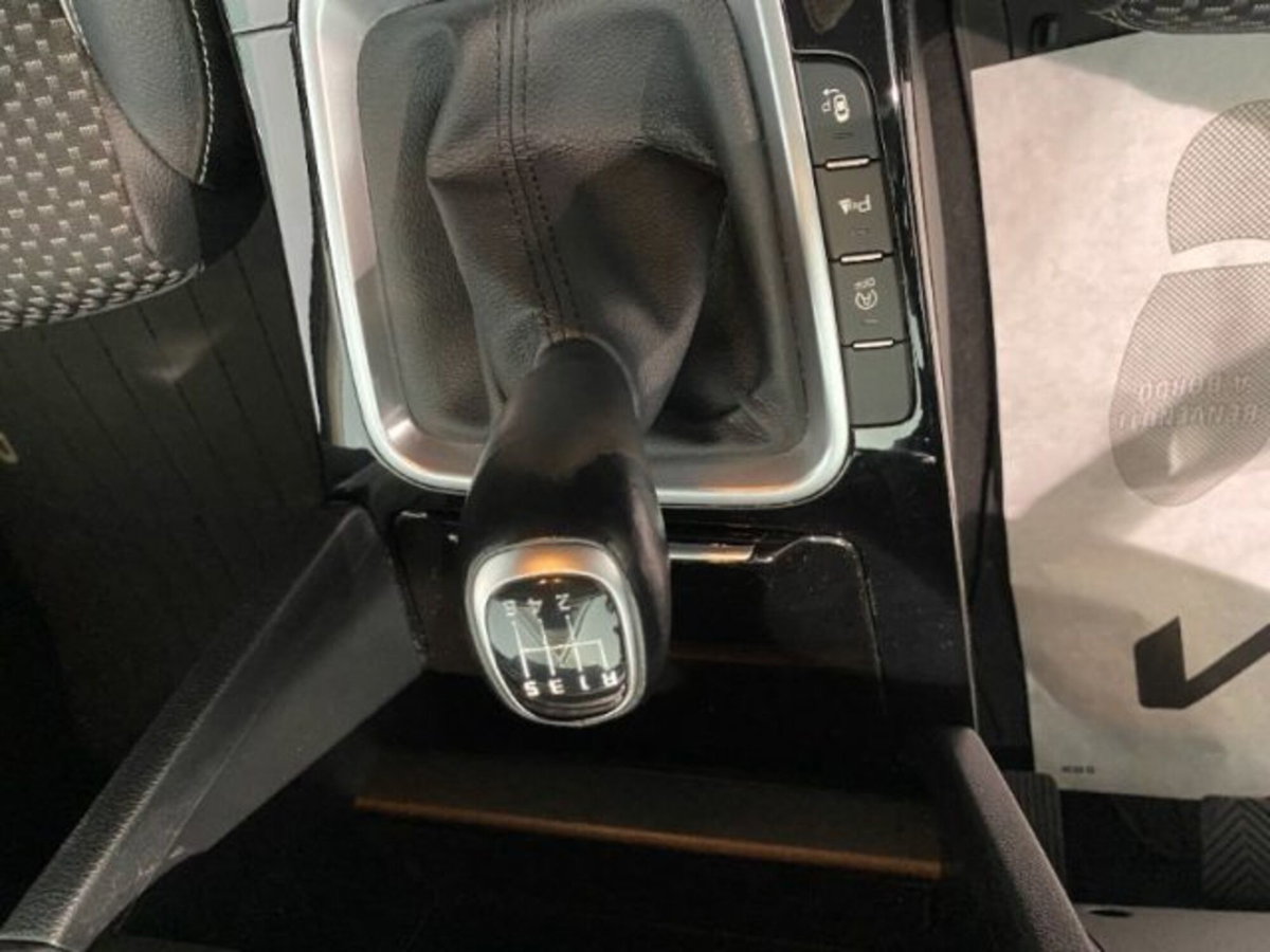 Kia XCeed 1.0 T-GDi GPL High Tech (18)