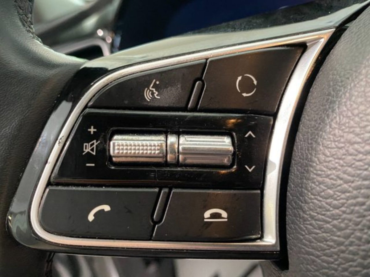 Kia XCeed 1.0 T-GDi GPL High Tech (19)