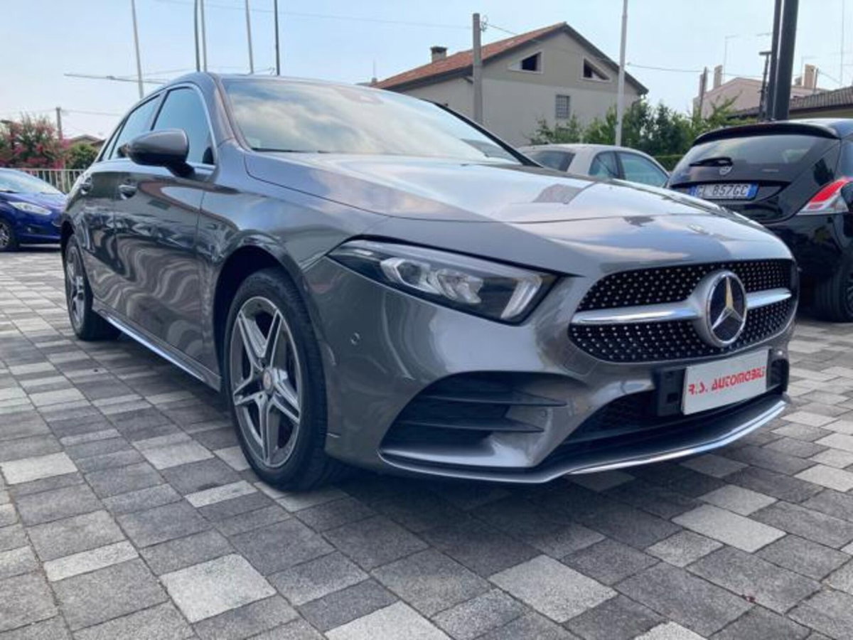 Mercedes-Benz Classe A Sedan 250 e Automatic EQ-Power 4p. Premium (2)