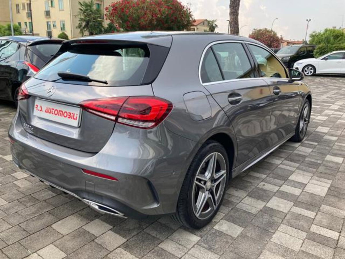 Mercedes-Benz Classe A Sedan 250 e Automatic EQ-Power 4p. Premium (4)