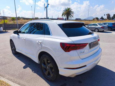 Audi Q3 40 TDI quattro S tronic Business (3)