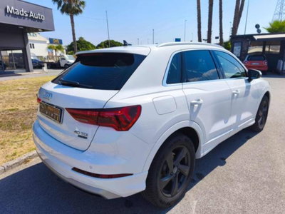 Audi Q3 40 TDI quattro S tronic Business (4)