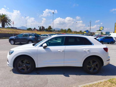 Audi Q3 40 TDI quattro S tronic Business (6)