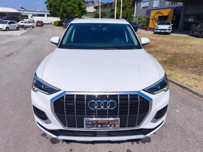 Audi Q3 40 TDI quattro S tronic Business (8)