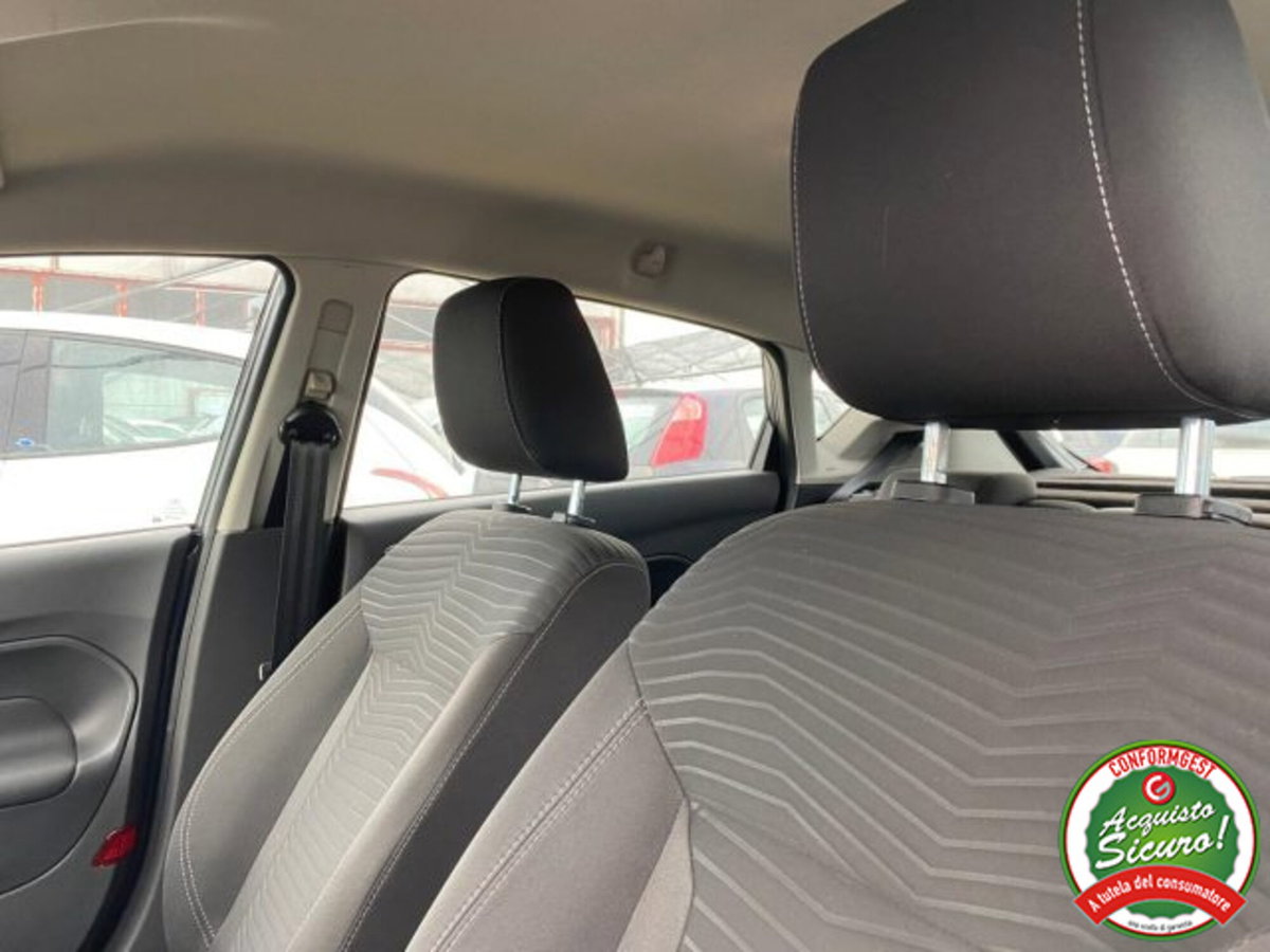 Ford Fiesta 1.5 TDCi 75CV 3 porte (12)