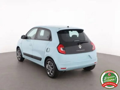 Renault Twingo 1.0 SCe Live (8)