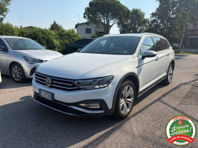 Volkswagen Passat Variant Alltrack 2.0 TDI 200 CV 4MOTION DSG usata