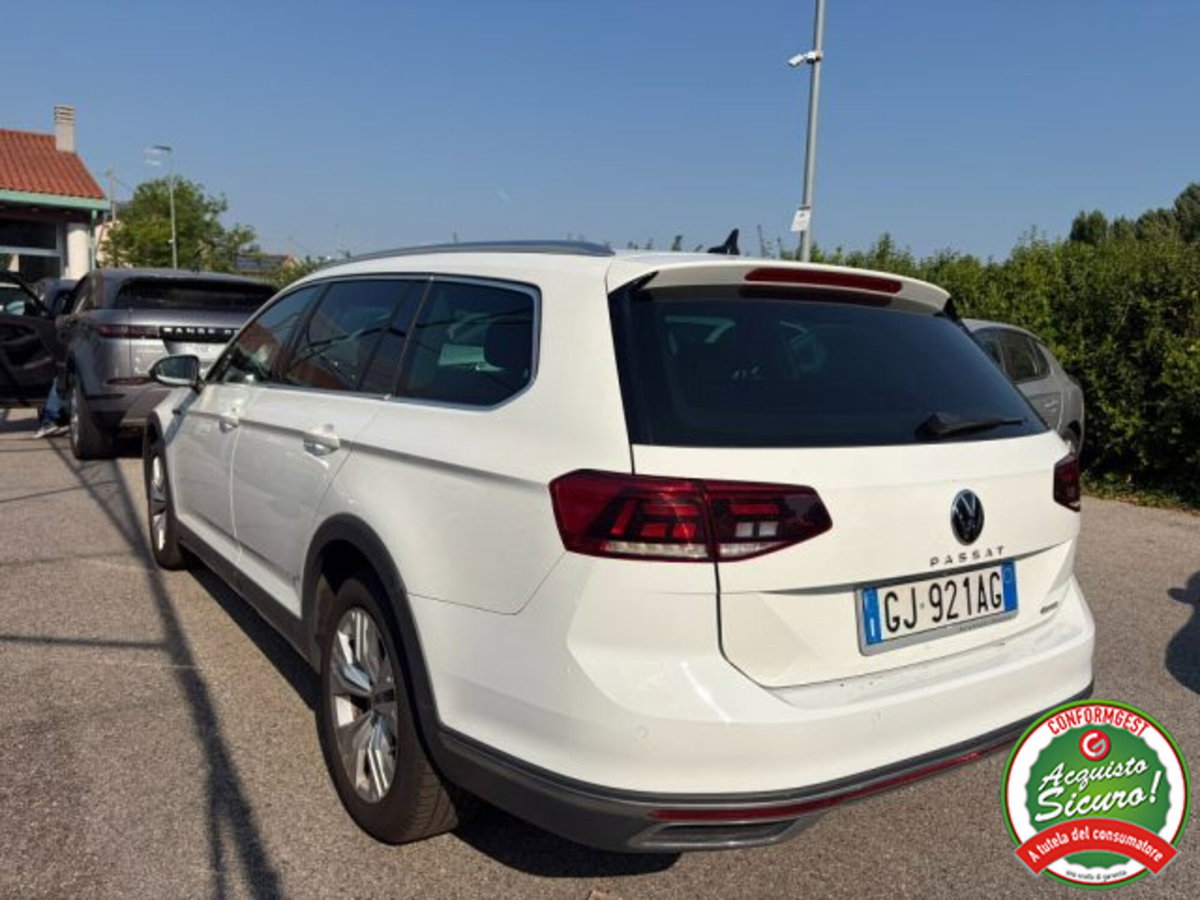Volkswagen Passat Variant Alltrack 2.0 TDI 200 CV 4MOTION DSG (6)