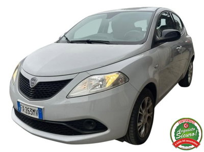 Lancia Ypsilon 1.2 69 CV 5 porte Gold usata