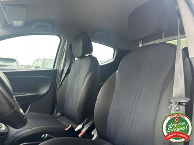 Lancia Ypsilon 1.2 69 CV 5 porte Gold (7)