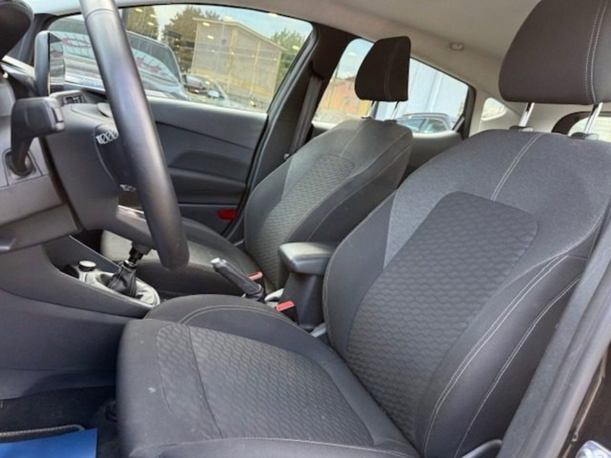 Ford Fiesta 1.0 Ecoboost Hybrid 125 CV DCT 5 porte Titanium (11)