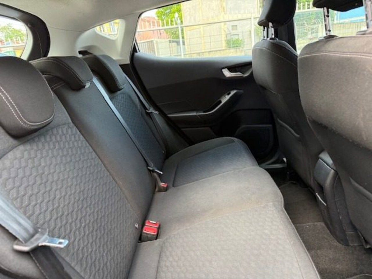 Ford Fiesta 1.0 Ecoboost Hybrid 125 CV DCT 5 porte Titanium (12)