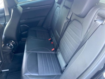 Alfa Romeo Stelvio Stelvio 2.2 Turbodiesel 180 CV AT8 RWD Executive (11)