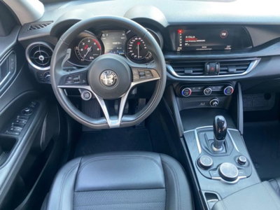 Alfa Romeo Stelvio Stelvio 2.2 Turbodiesel 180 CV AT8 RWD Executive (13)