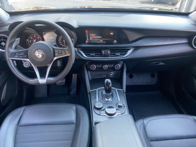 Alfa Romeo Stelvio Stelvio 2.2 Turbodiesel 180 CV AT8 RWD Executive (17)