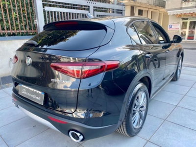 Alfa Romeo Stelvio Stelvio 2.2 Turbodiesel 180 CV AT8 RWD Executive (7)