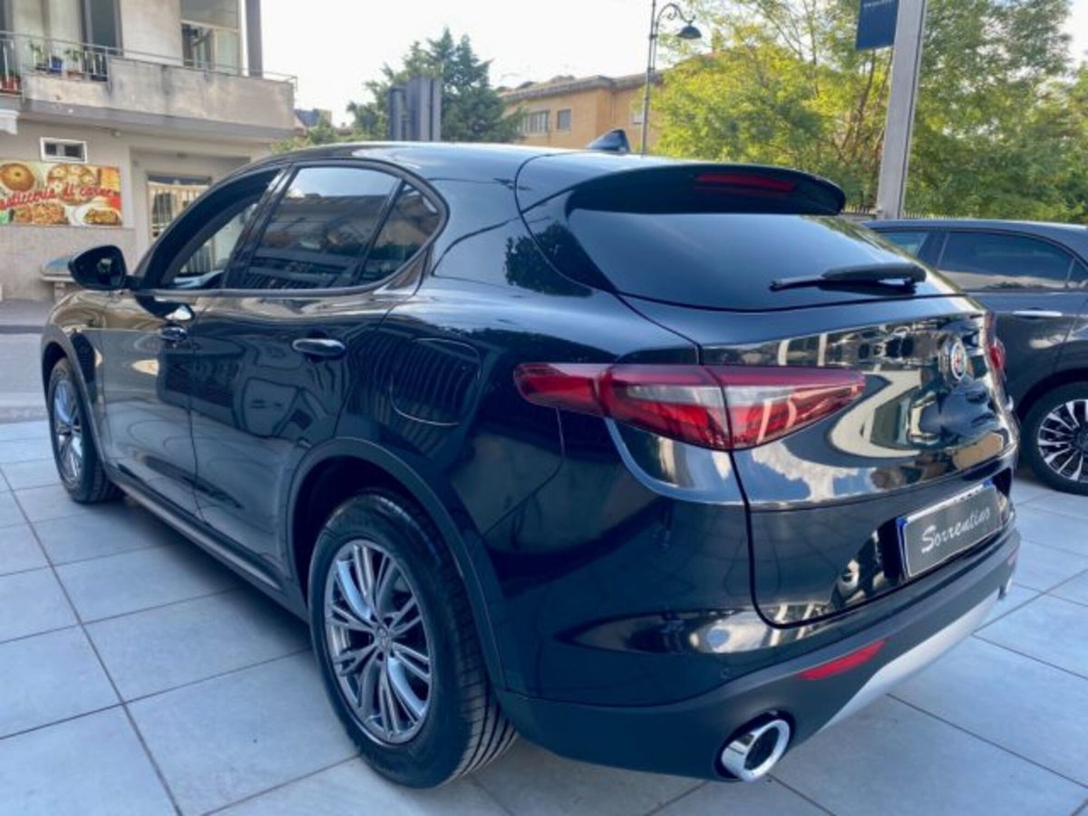 Alfa Romeo Stelvio Stelvio 2.2 Turbodiesel 180 CV AT8 RWD Executive (9)