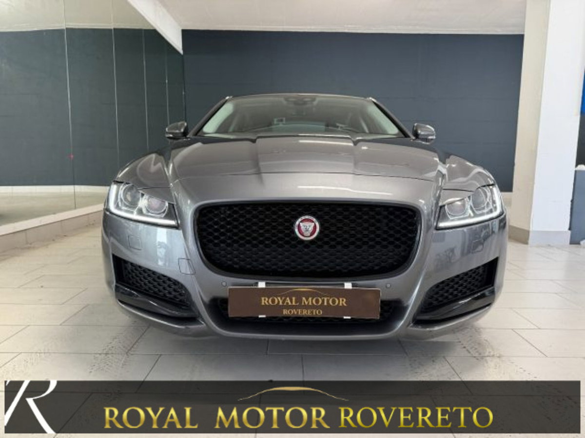 Jaguar XF 2.0 D 180 CV AWD aut. Prestige (2)