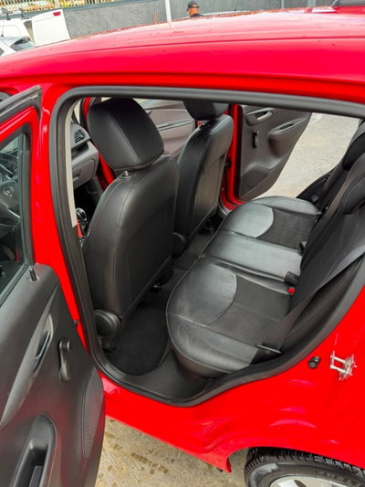 Opel Karl 1.0 73 CV GPL N-Joy (12)