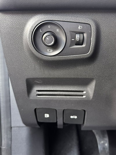 Mg ZS ZS 1.5 Luxury (19)