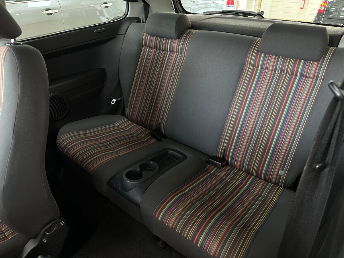 Volkswagen Fox 1.2 (11)