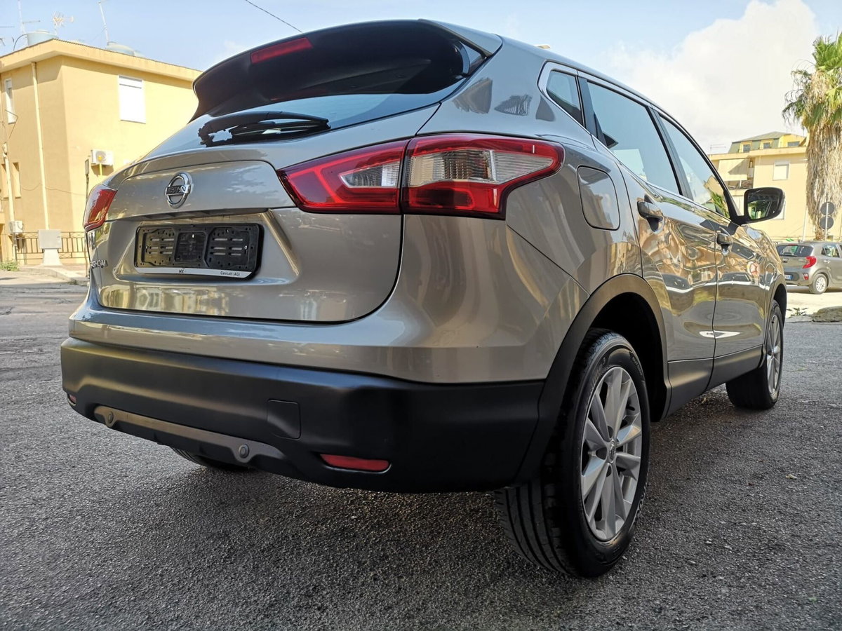 Nissan Qashqai 1.5 dCi Acenta (12)