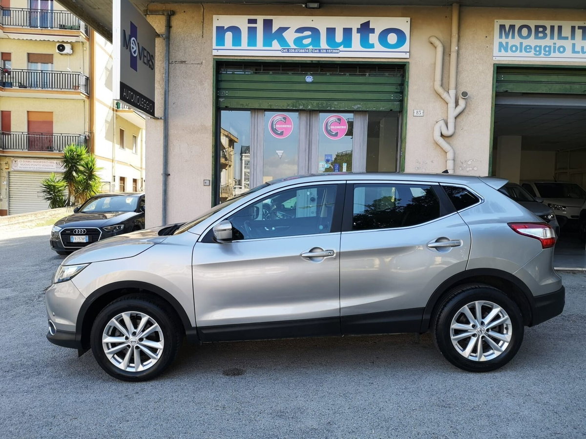Nissan Qashqai 1.5 dCi Acenta (4)