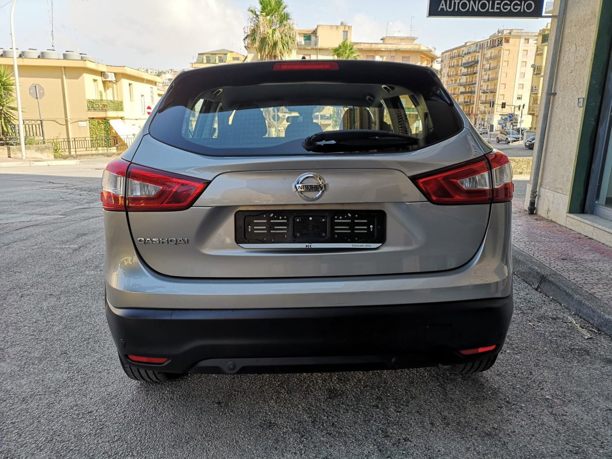 Nissan Qashqai 1.5 dCi Acenta (7)