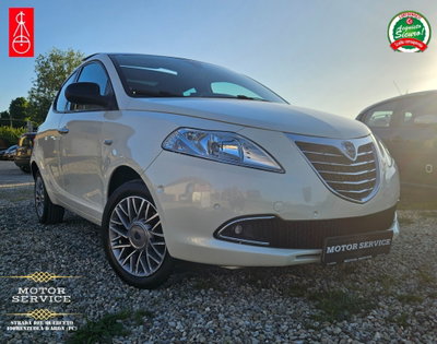 Lancia Ypsilon 1.2 69 CV 5 porte Platinum (4)